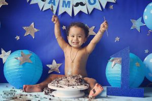 Read more about the article Cake Smash Photography – Ivaan – By Ritika Sawhney – Thane / Mumbai